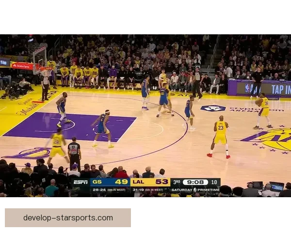 NBA焦点战湖人逆转勇士詹姆斯关键三分定胜局比分惊天逆袭引爆全场