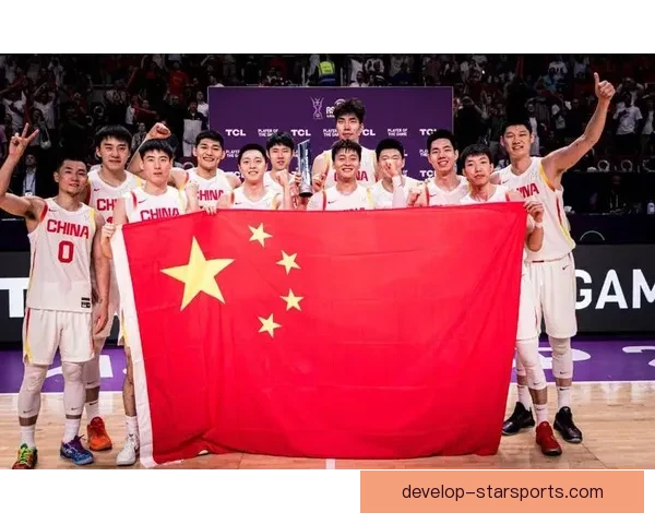 中国男篮逆转取胜晋级亚洲杯四强创历史新高展现顽强拼搏精神风采